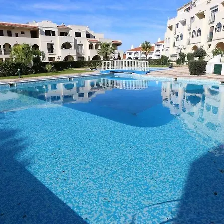 Oura Helen Albufeira
